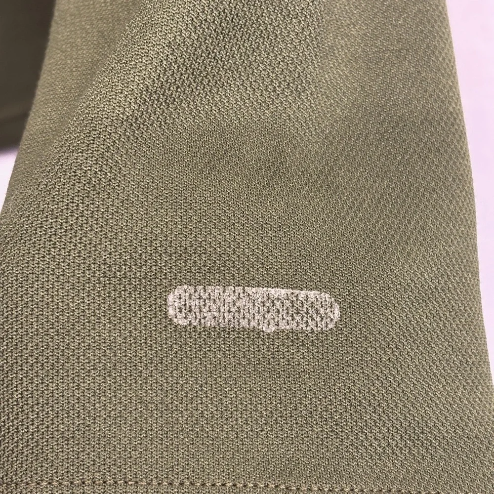 The North Face Green Quarter-Zip Pullover‎